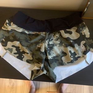 Reebok CrossFit Speedwick Camo Athletic Shorts S